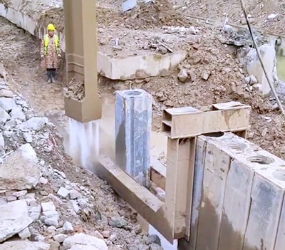 High pressure water jet drilling for piling High pressure water jet drilling for piling